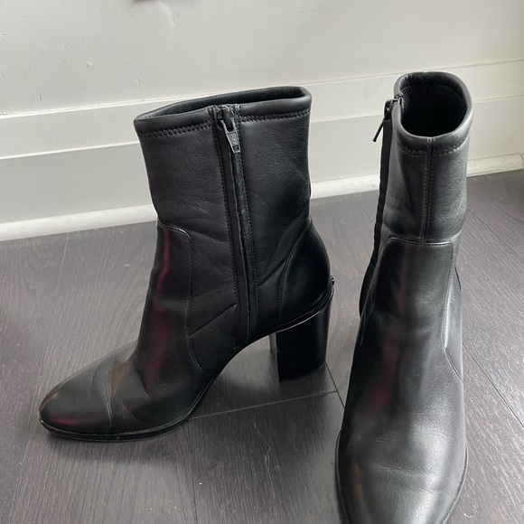 Michael Kors black leather ankle boots - Picture 3 of 8